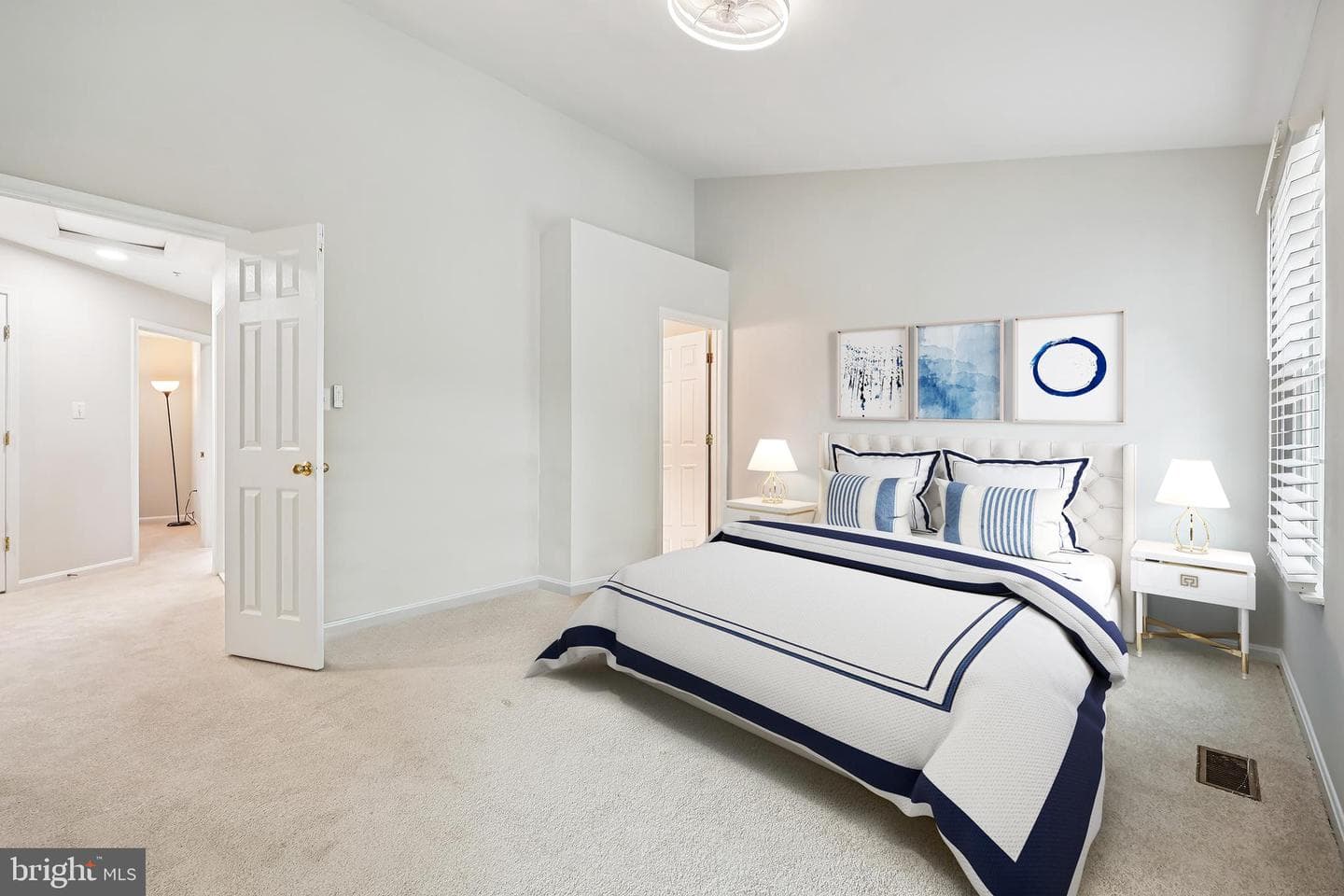 111 Harpers Way photo 16