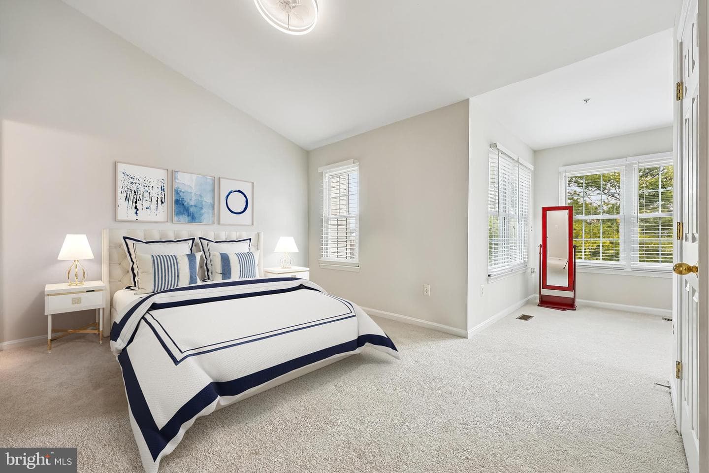 111 Harpers Way photo 17