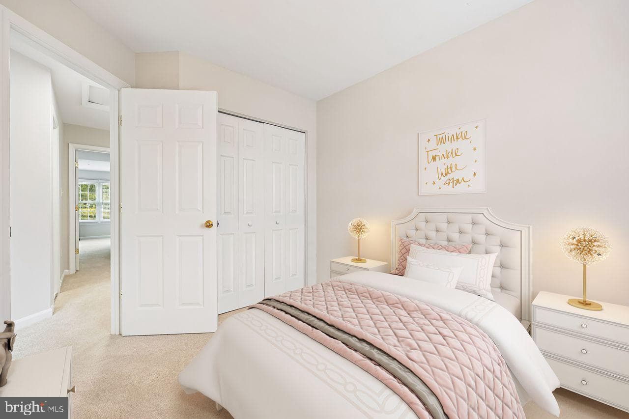 111 Harpers Way photo 21