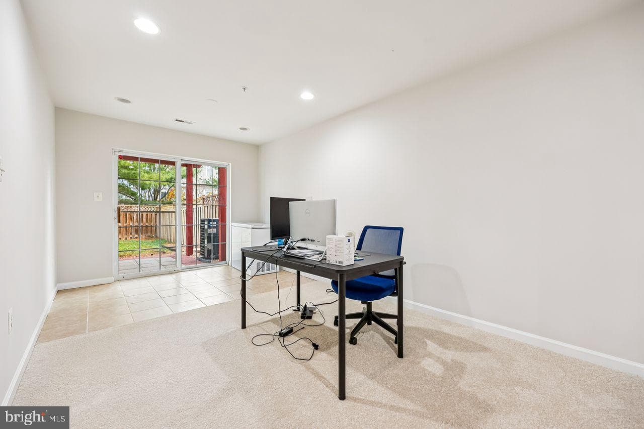 111 Harpers Way photo 30