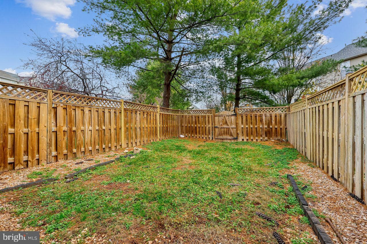 111 Harpers Way photo 35