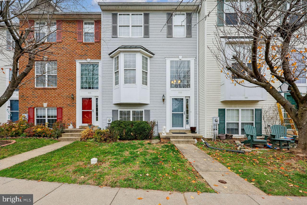 111 Harpers Way photo 37