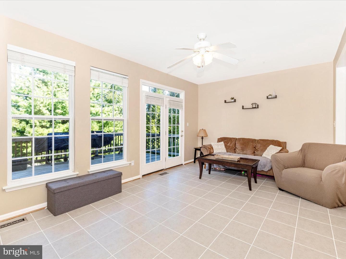 143 Fiona Way photo 13