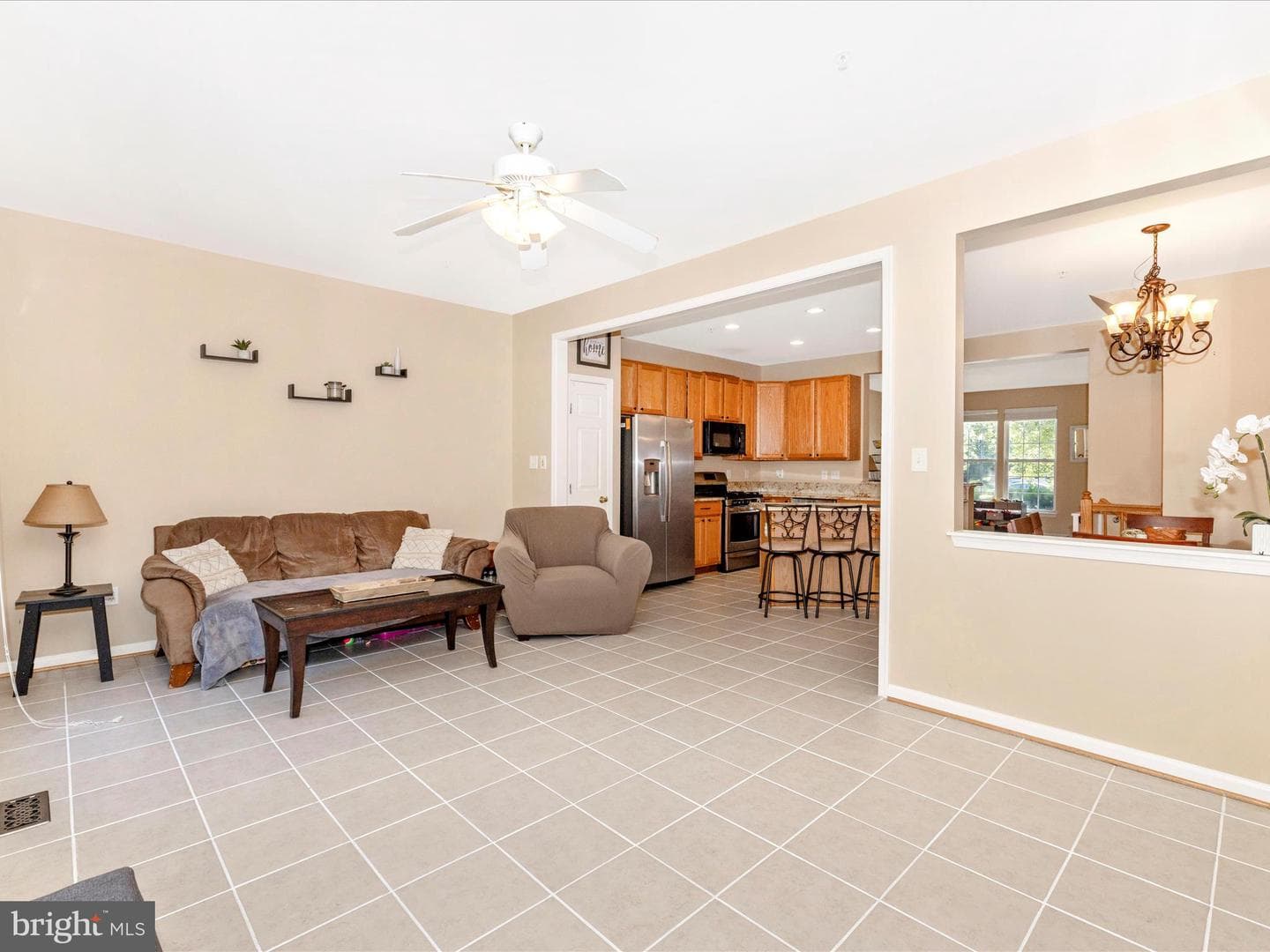 143 Fiona Way photo 14