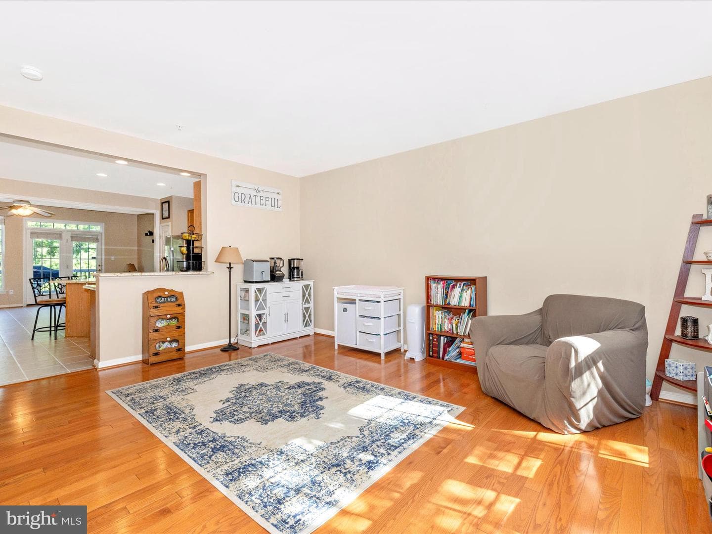 143 Fiona Way photo 6
