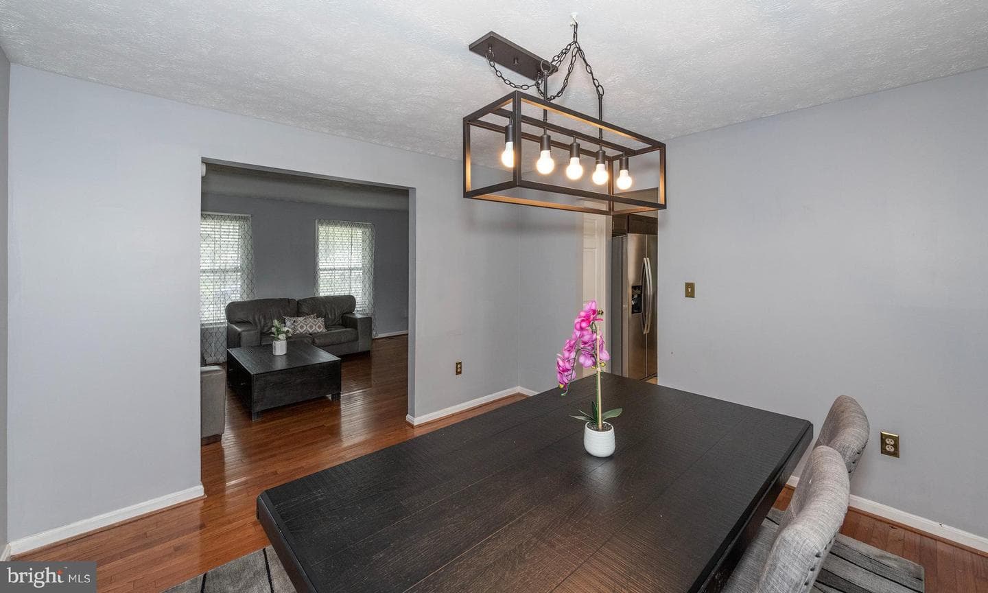 2174 Ambleside Court photo 14
