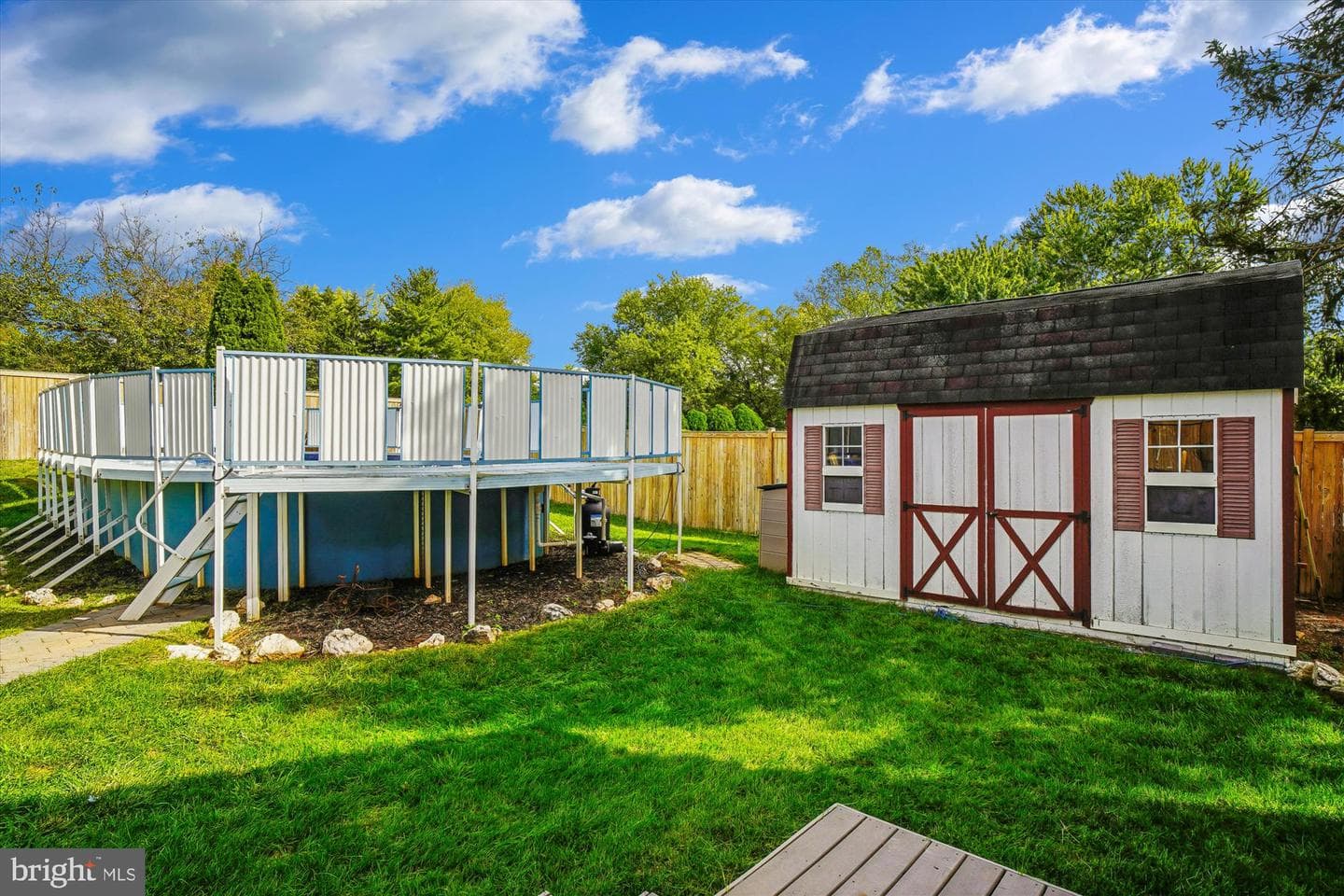 8806 Adventure Avenue photo 11
