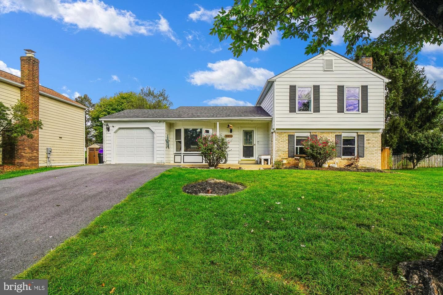 8806 Adventure Avenue photo 2