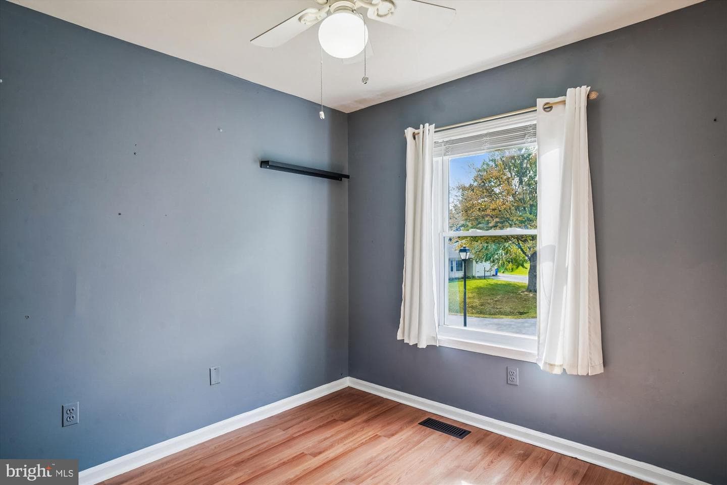 8806 Adventure Avenue photo 27