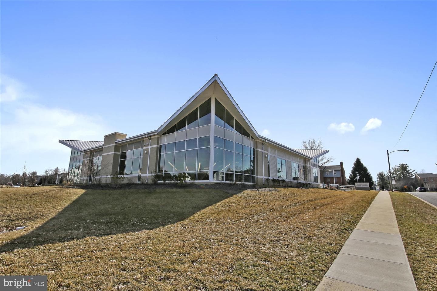 8806 Adventure Avenue photo 45
