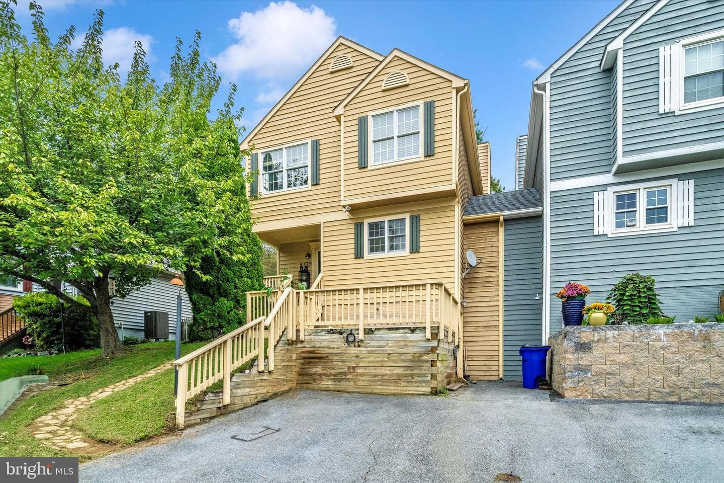 6579 Edgewood Road photo 2