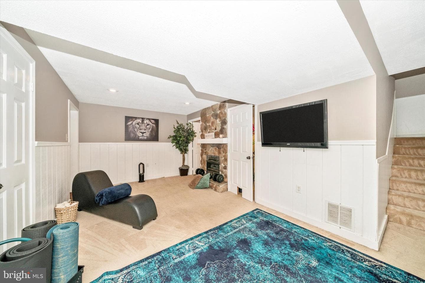 6579 Edgewood Road photo 35