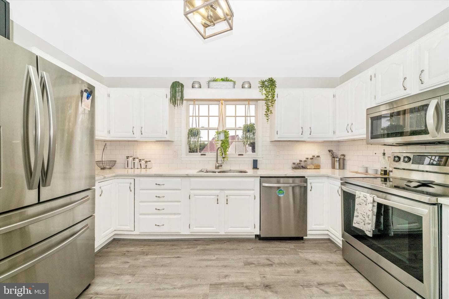 6579 Edgewood Road photo 8