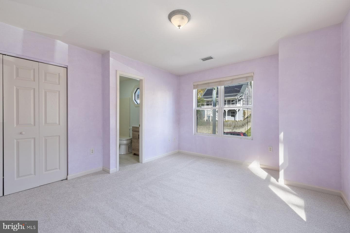 822 E B Street photo 27