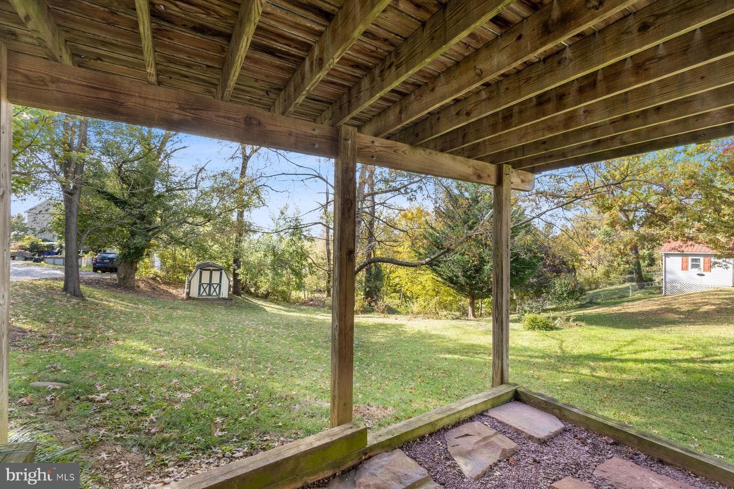 822 E B Street photo 5