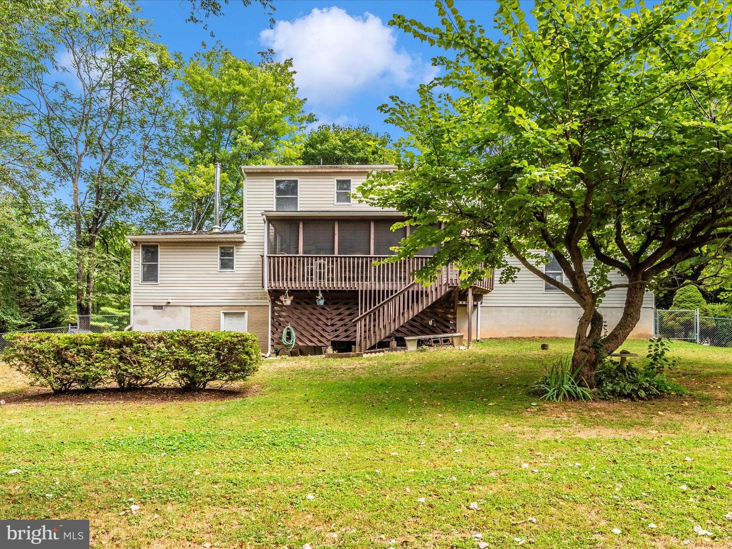 15602 Wildrose Court photo 46