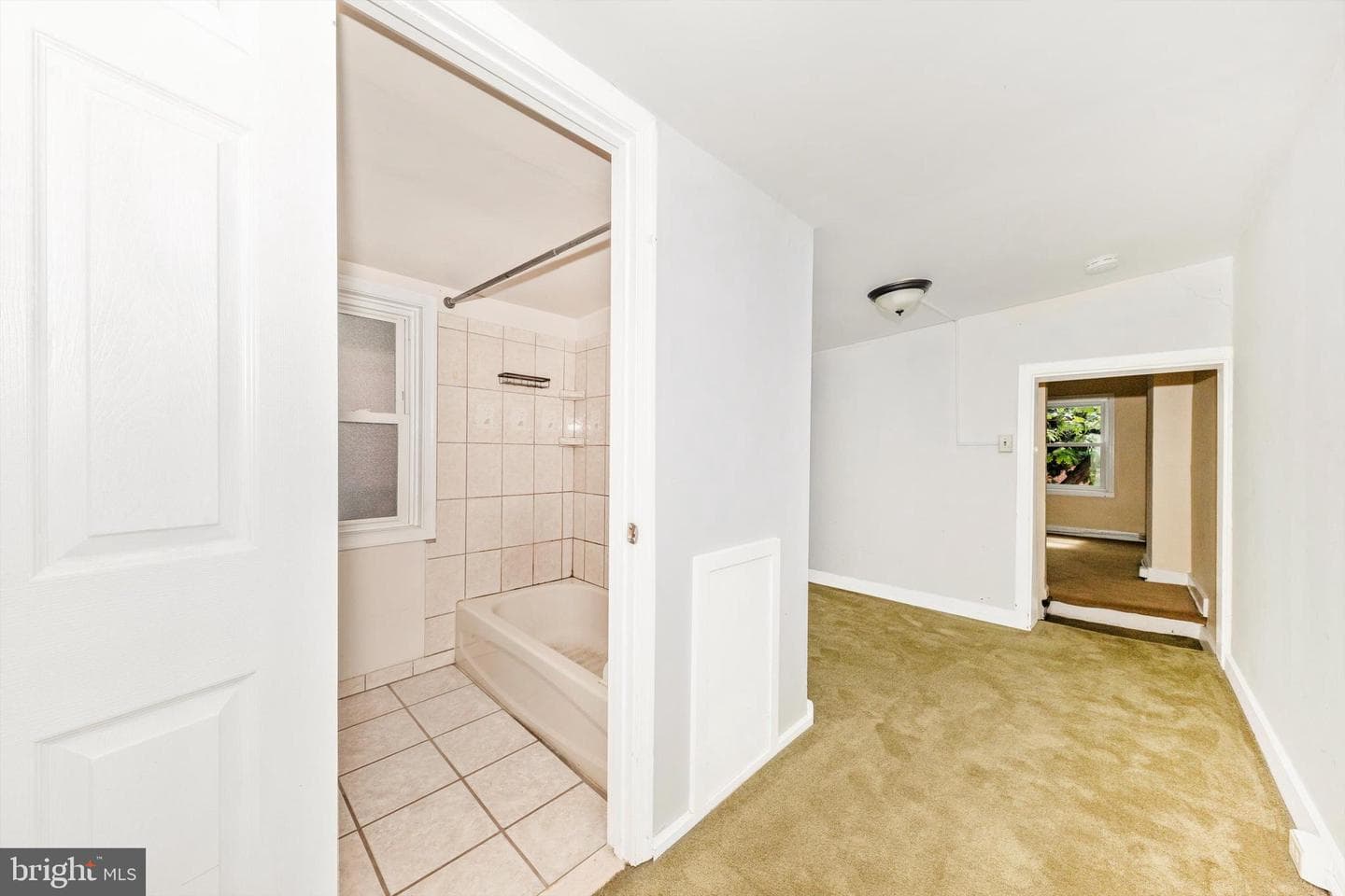 425 W Patrick Street photo 17