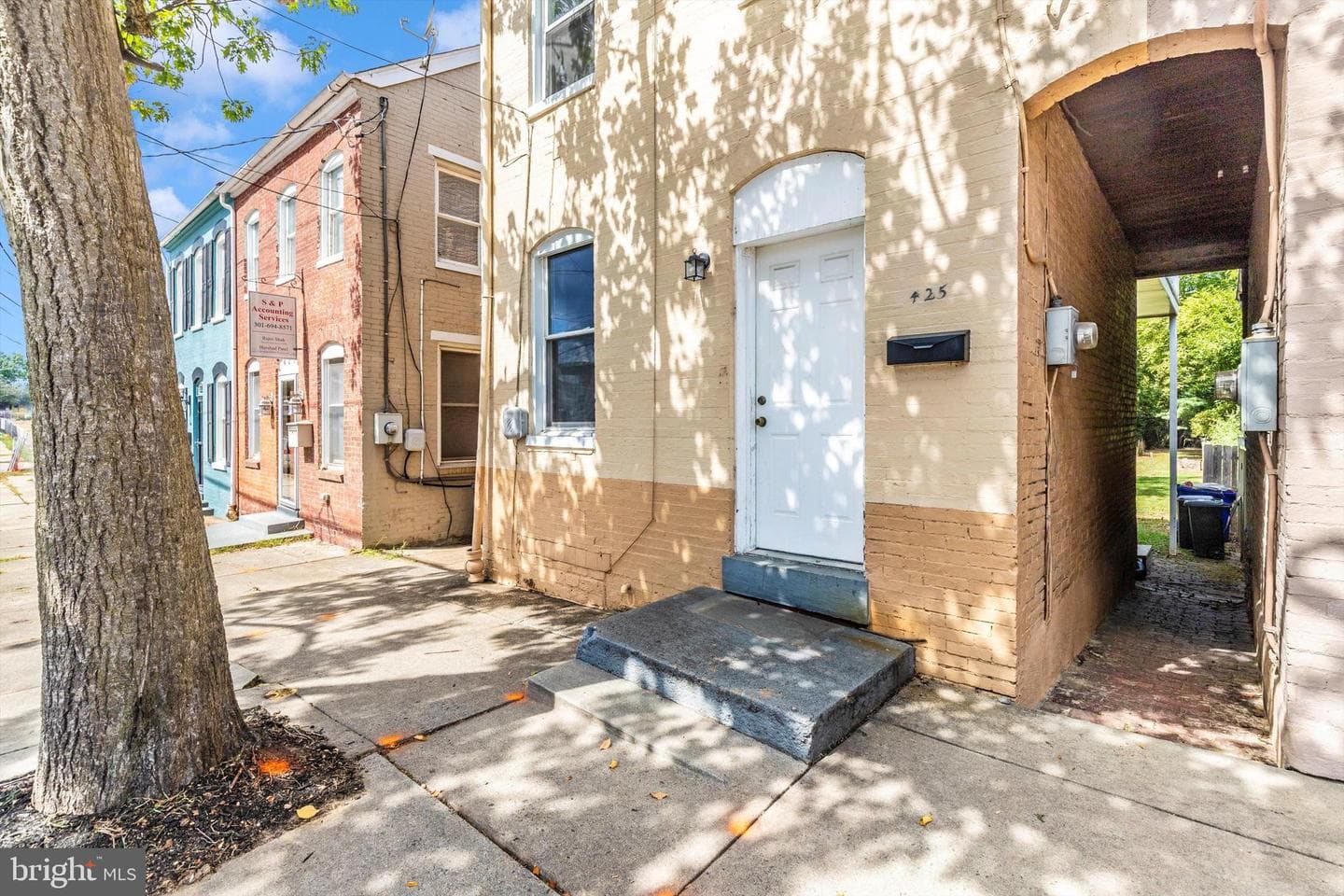 425 W Patrick Street photo 29