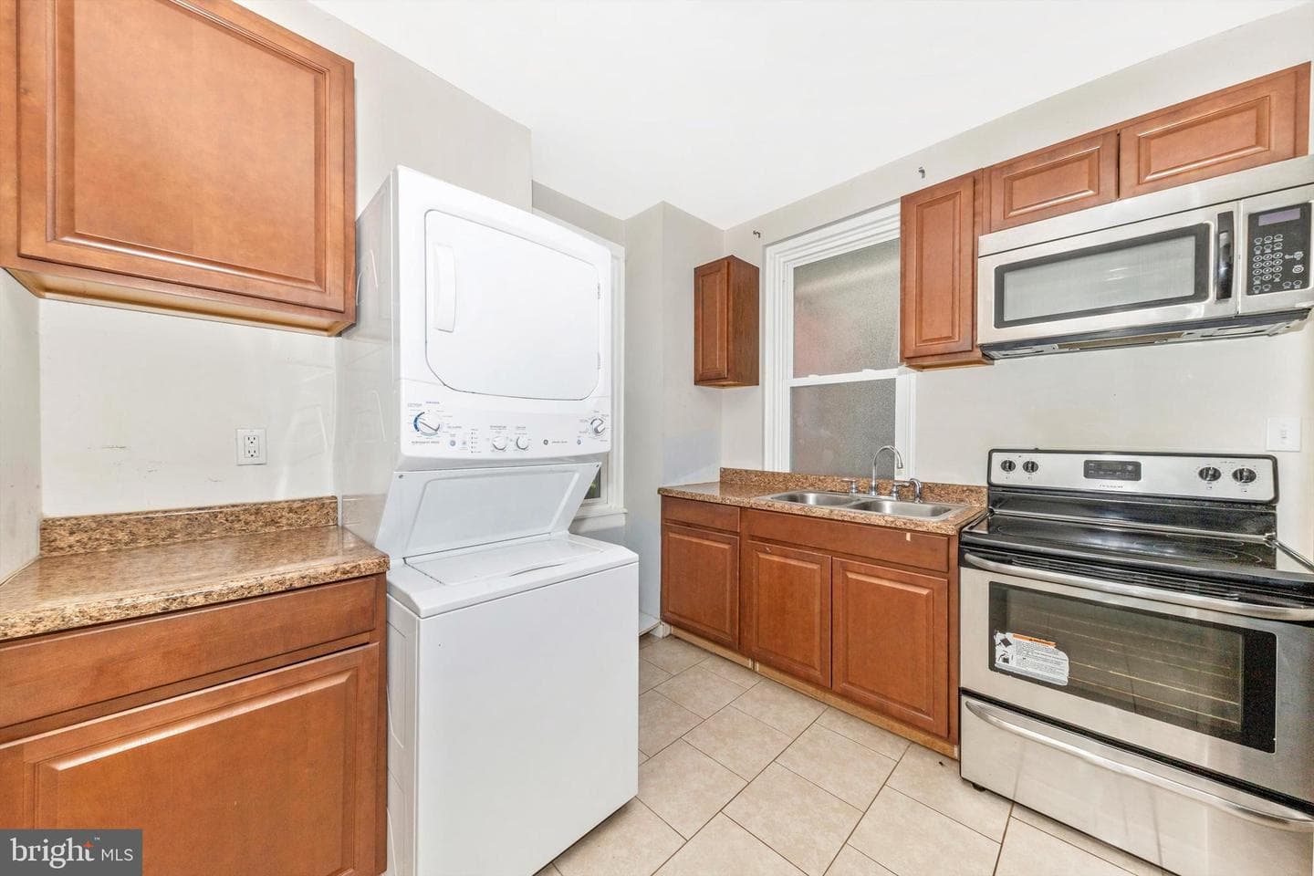 425 W Patrick Street photo 7