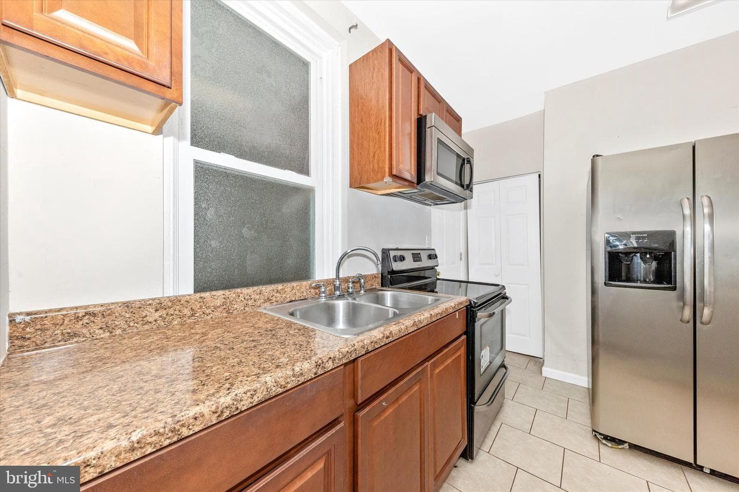 425 W Patrick Street photo 9