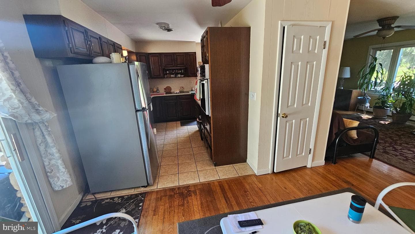 6900 Colonial Avenue photo 24