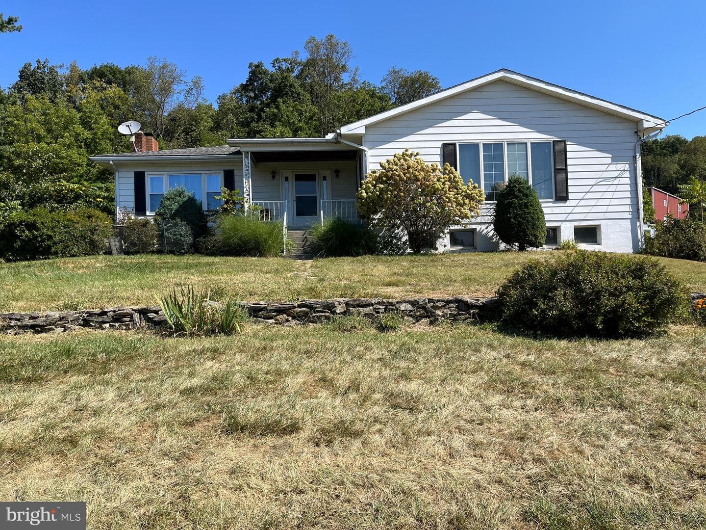 17425 Sunshine Trail photo 1