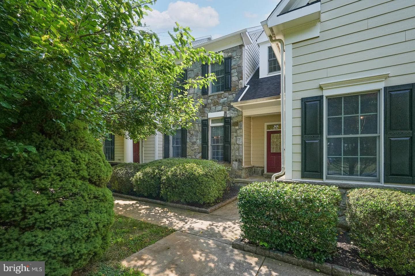 6813 Southridge Way photo 2