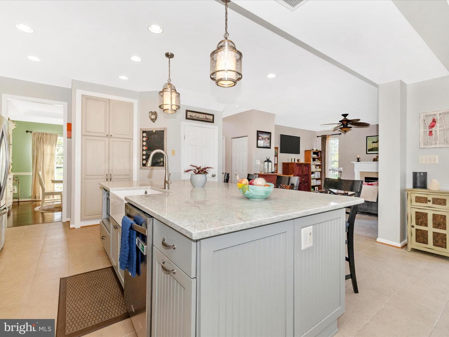 11046 Country Club Road photo 19