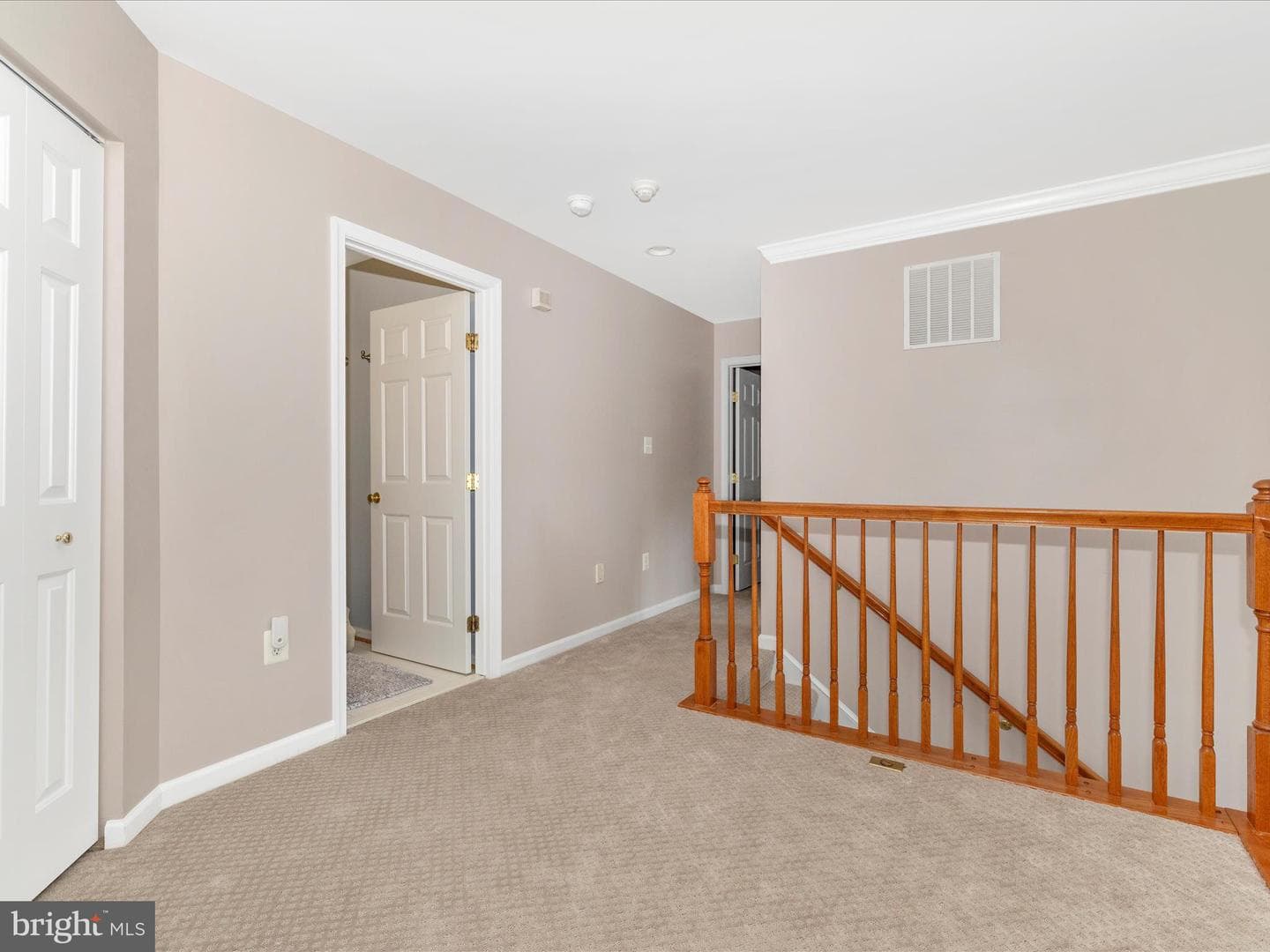 11046 Country Club Road photo 30