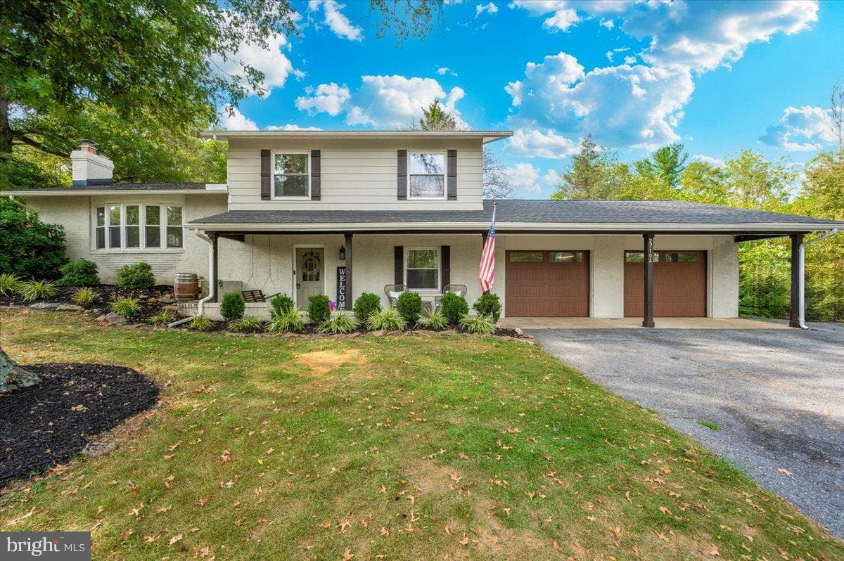 2710 Monument Road photo 2