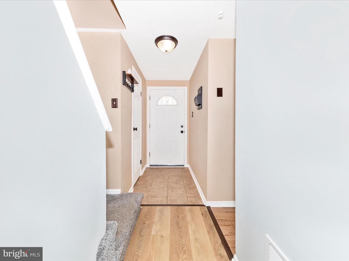 520 Riggs Court photo 2
