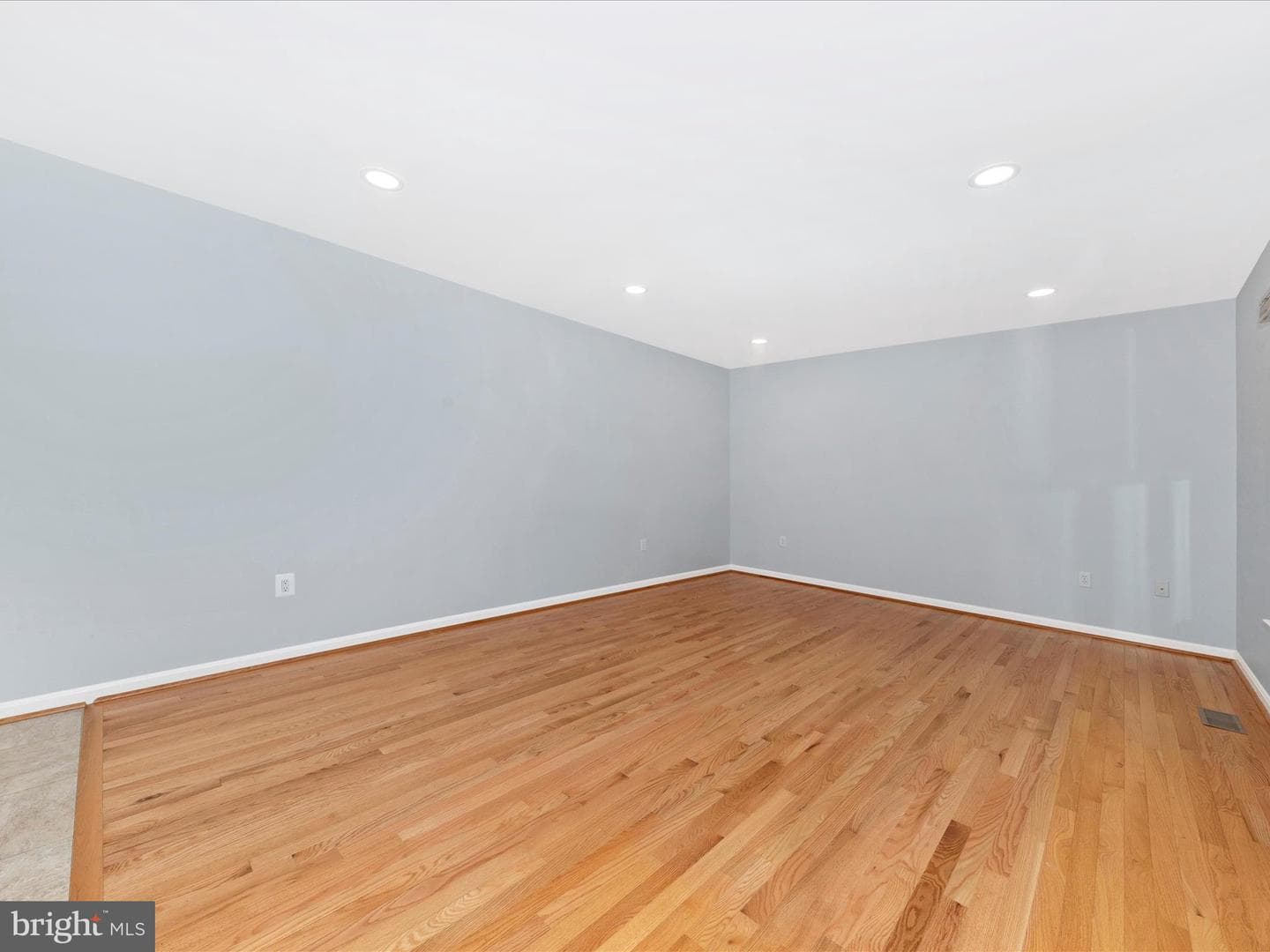 101 Manda Drive photo 9