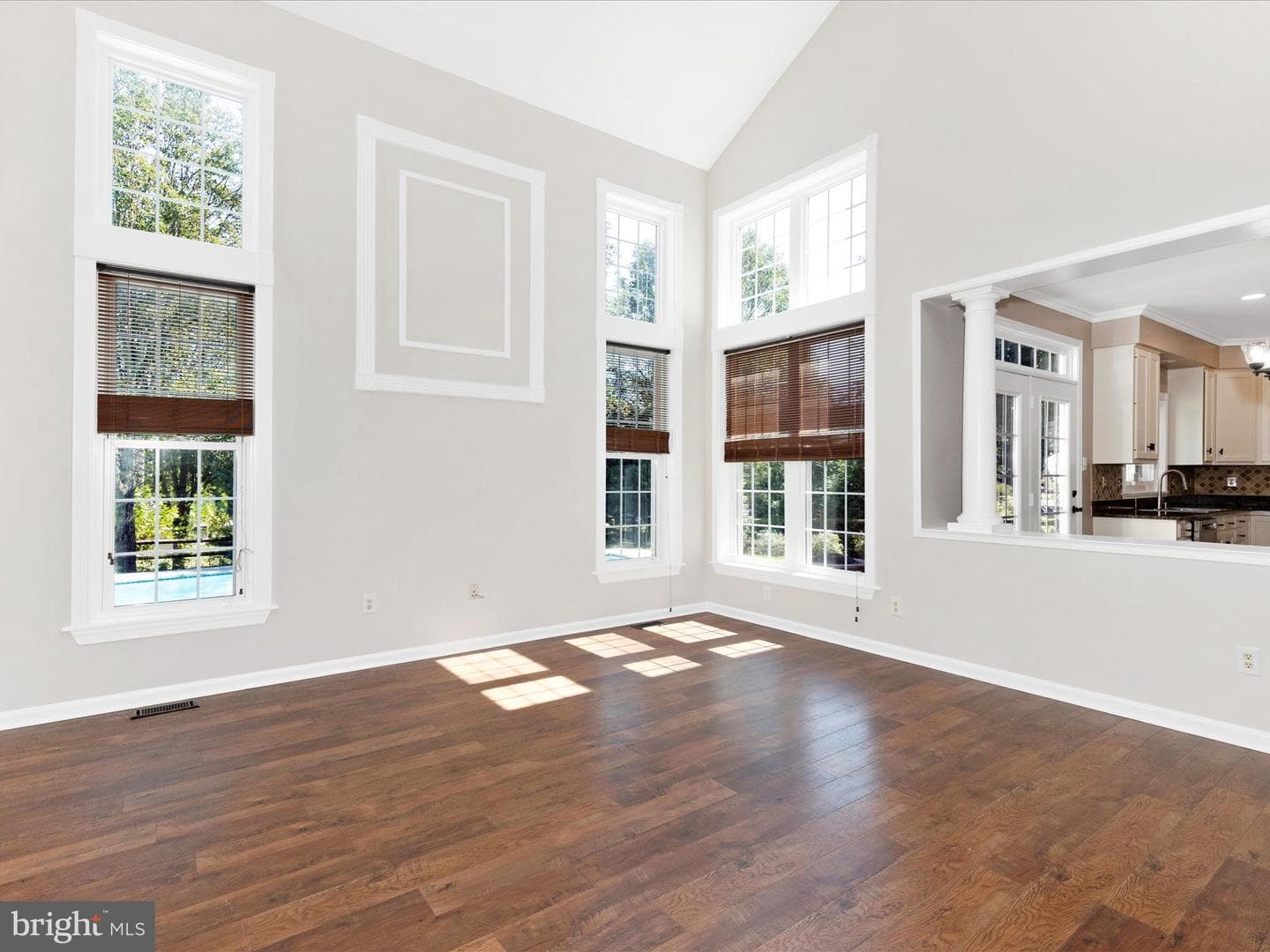 1713 Dearbought Drive photo 17