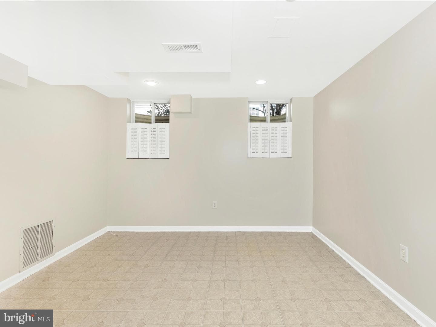 1713 Dearbought Drive photo 40