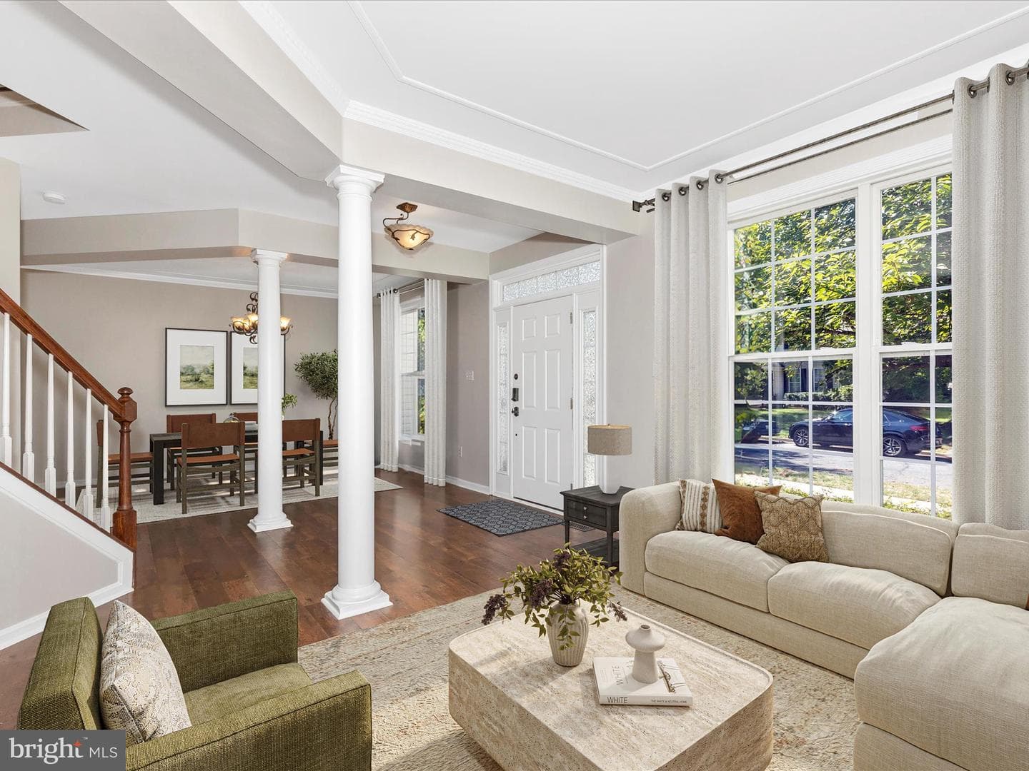 1713 Dearbought Drive photo 6