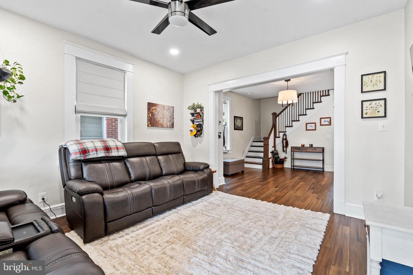 246 W 5th Street photo 5