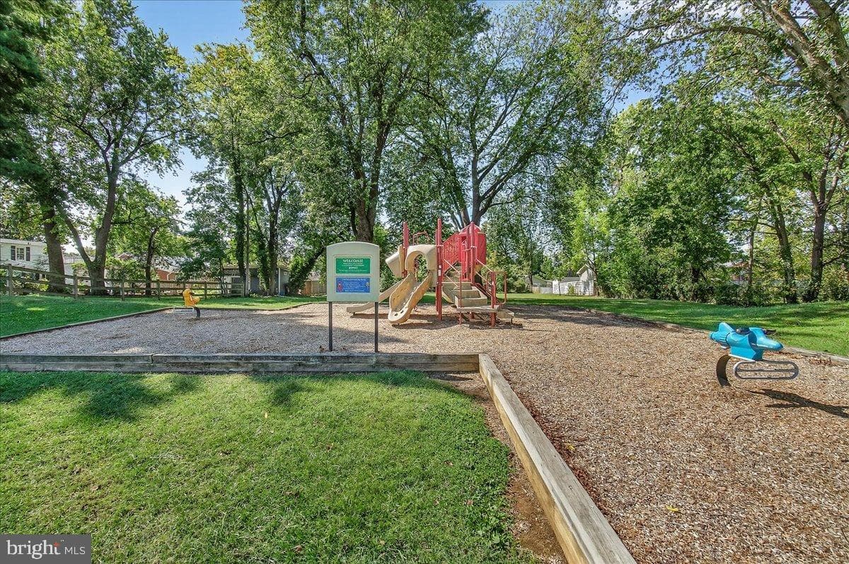601 Culler Avenue photo 105