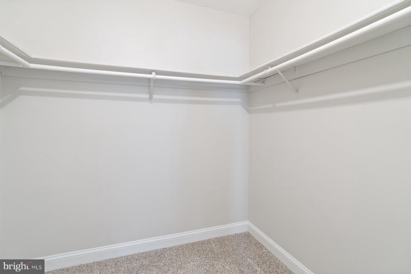 5806 Shadbush Court photo 26