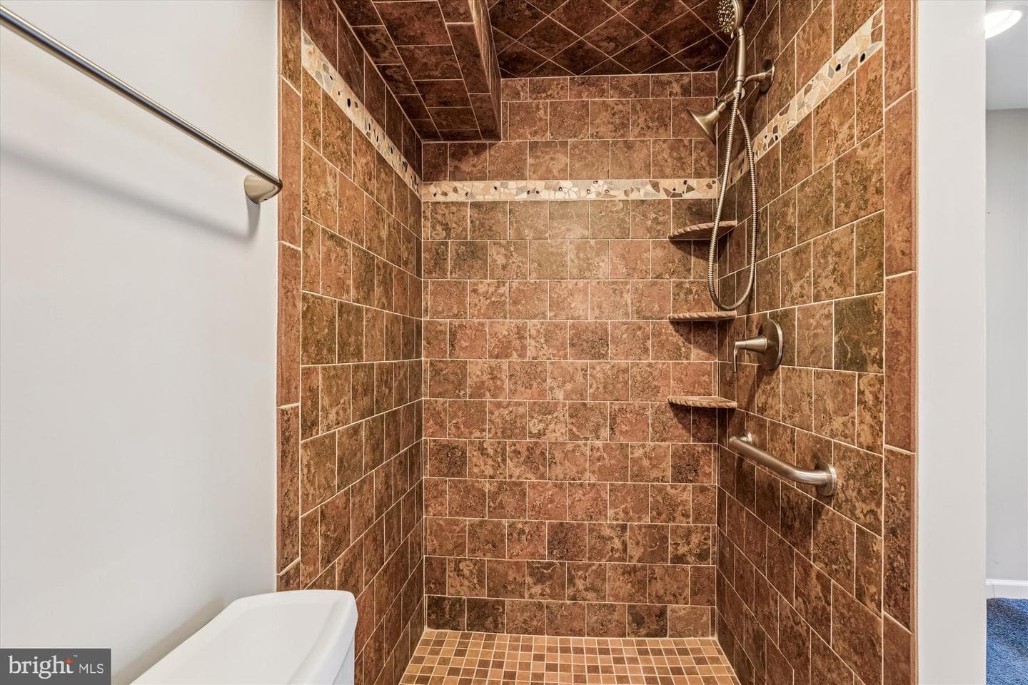 5633 Tessie Court photo 40