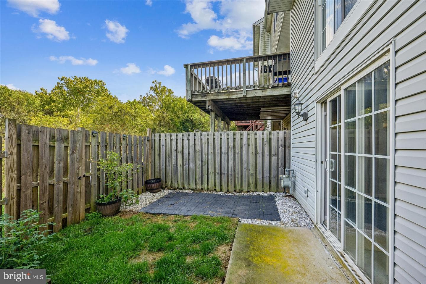 5633 Tessie Court photo 8