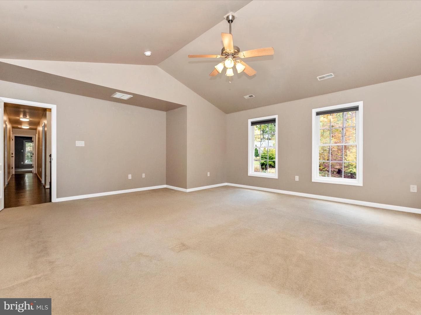 10027 Pine Tree Road photo 38