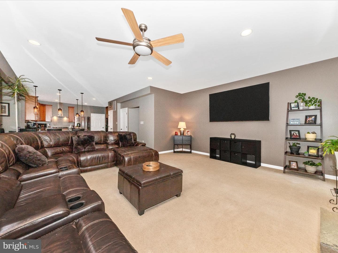 10027 Pine Tree Road photo 7