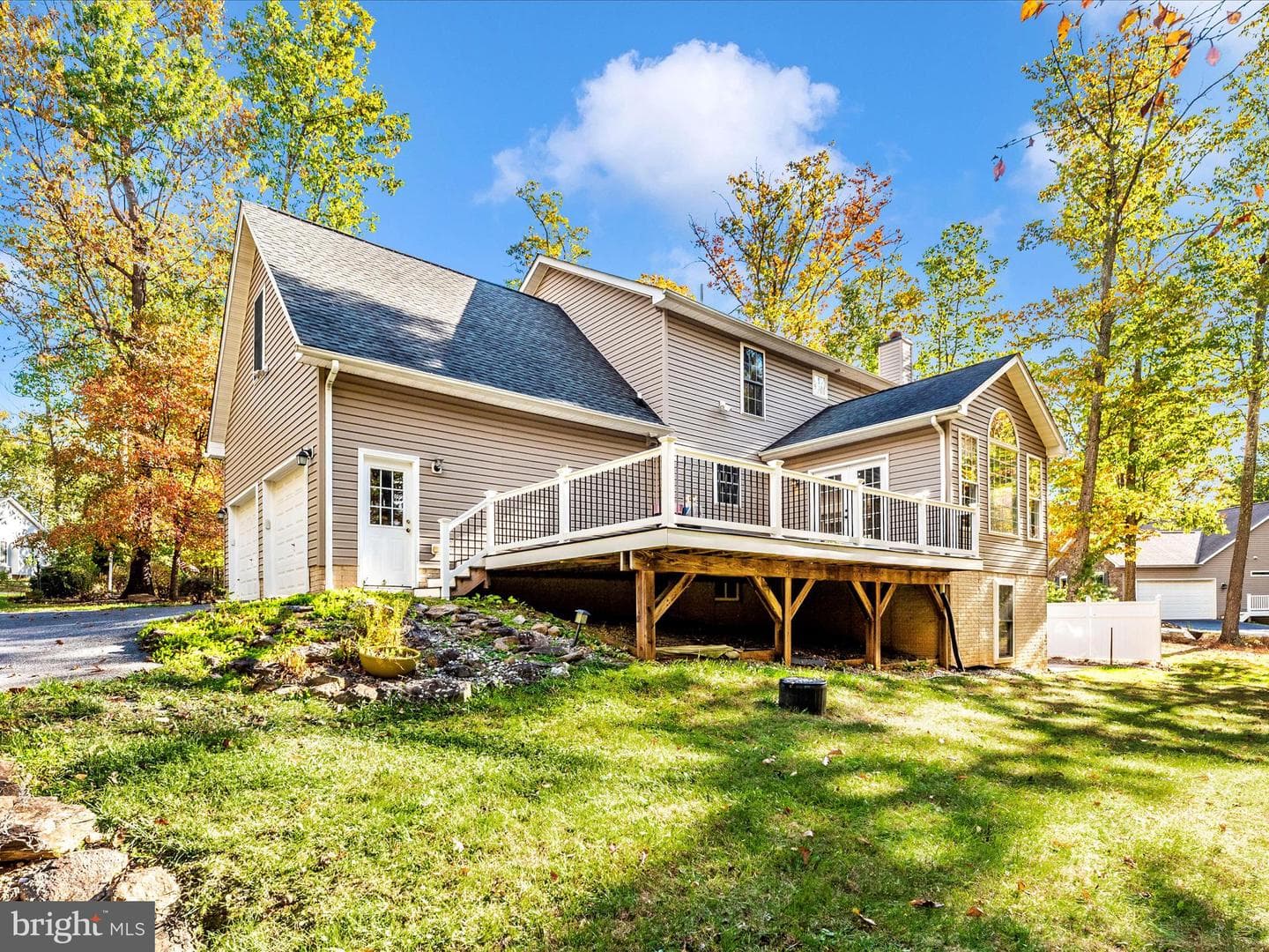 10027 Pine Tree Road photo 73