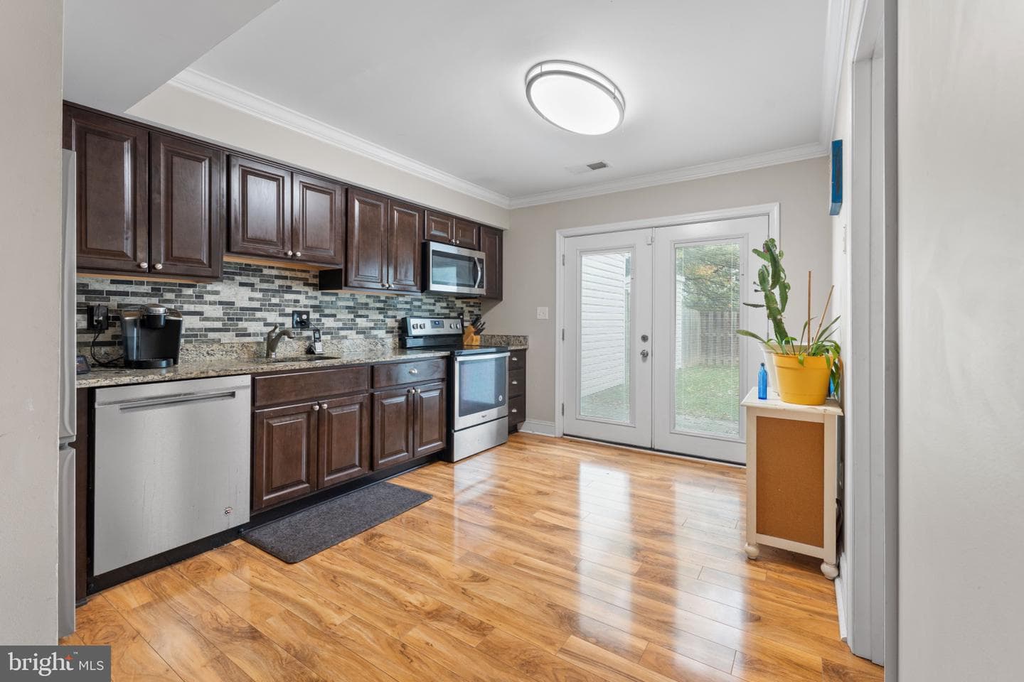 554 Lancaster Place #554 photo 12