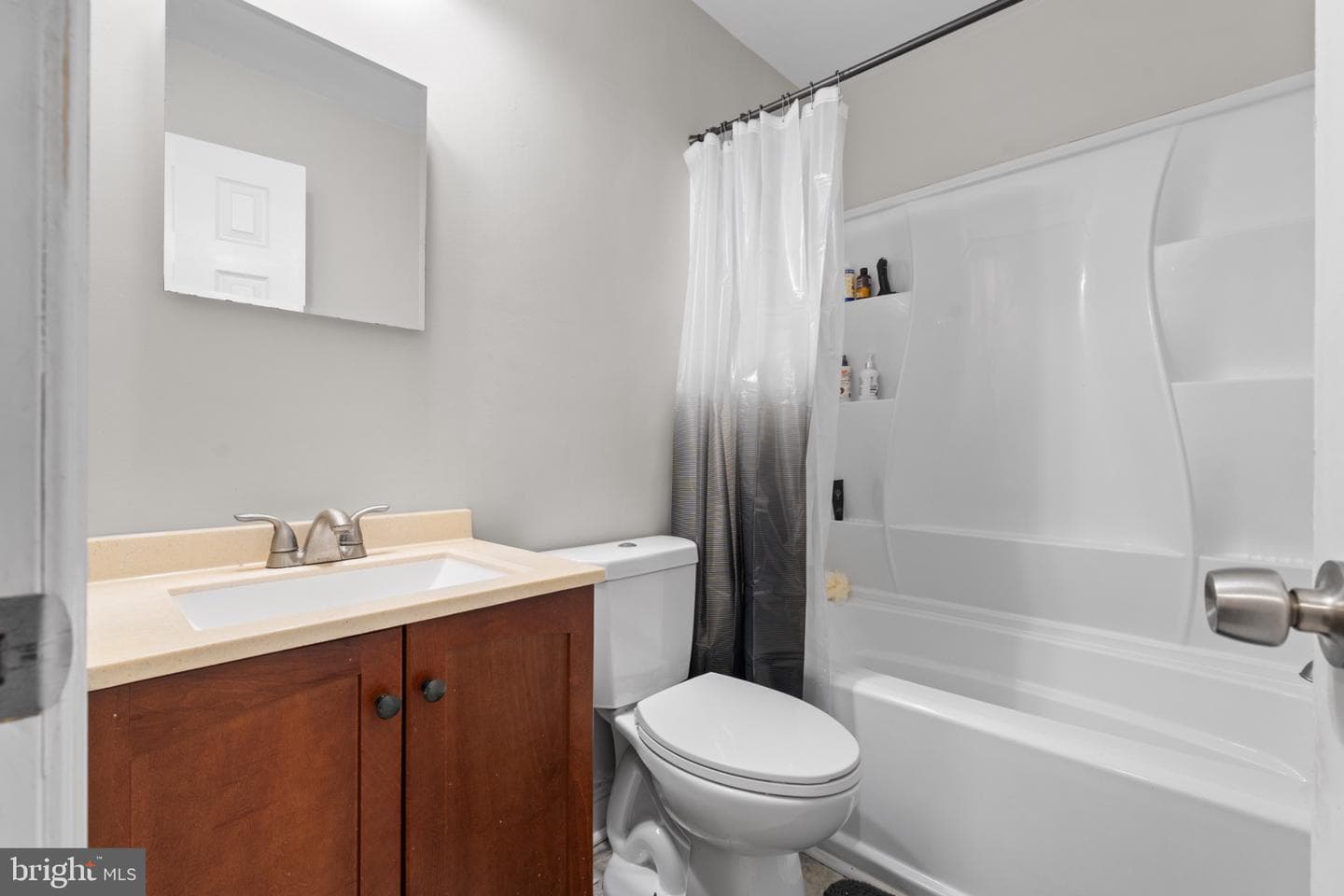 554 Lancaster Place #554 photo 17