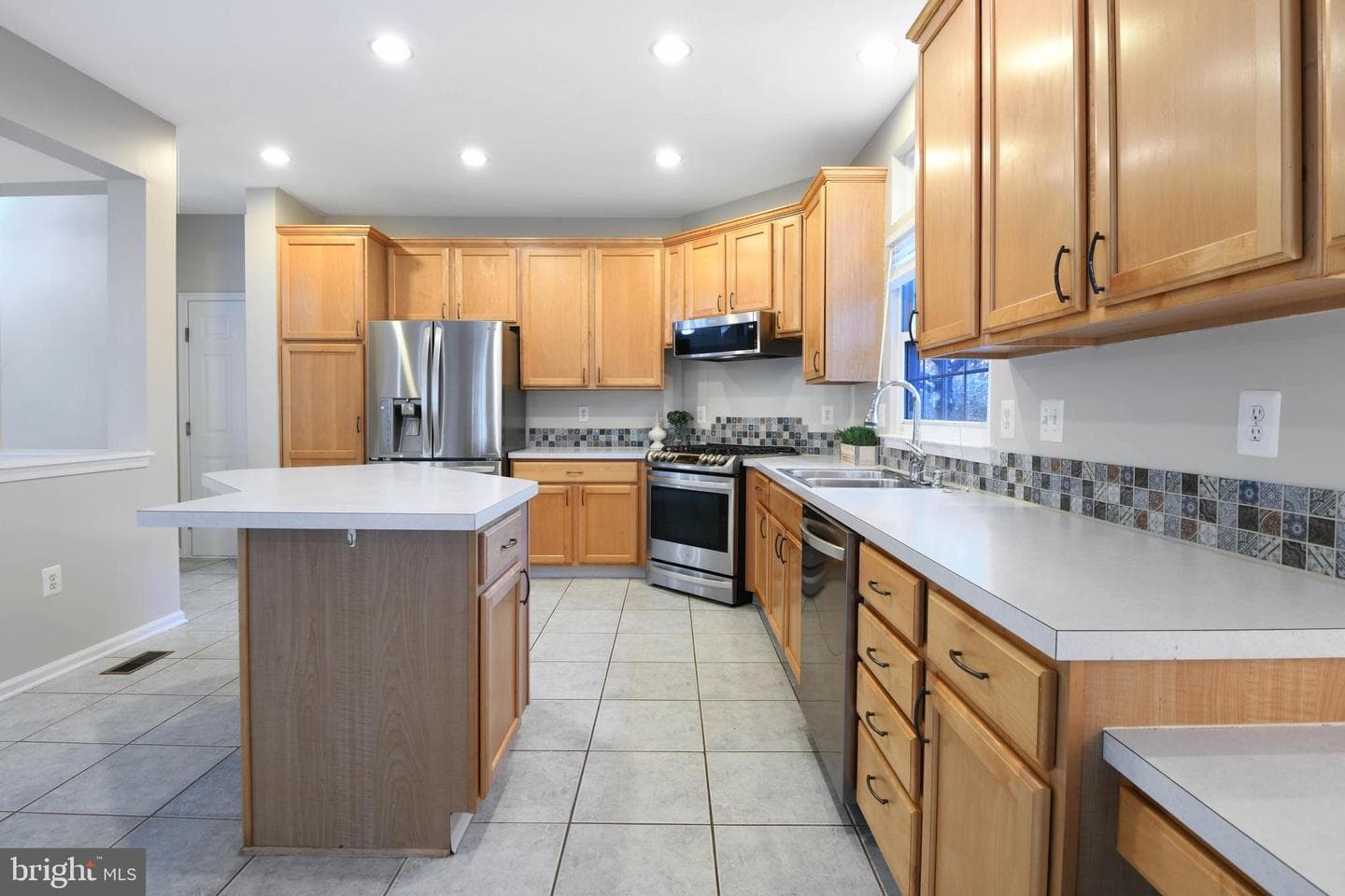 9103 John Simmons Street photo 9