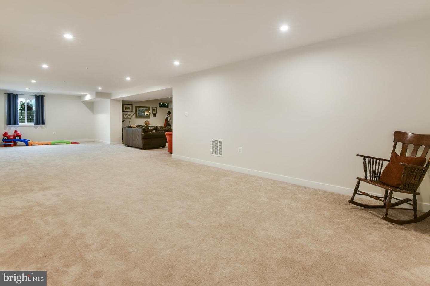 2928 Herb Garden Drive photo 25