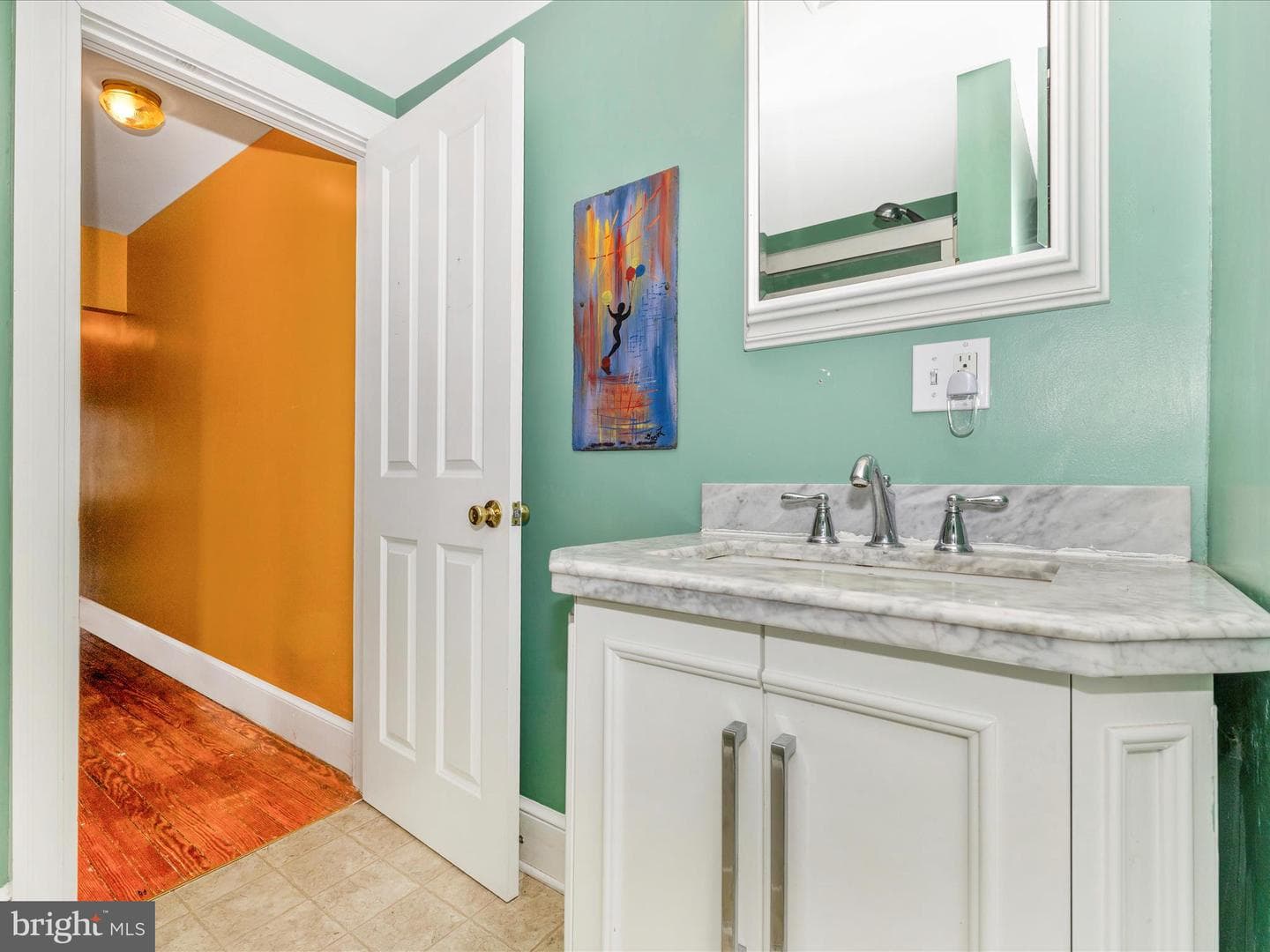 132 E 5th Street photo 33