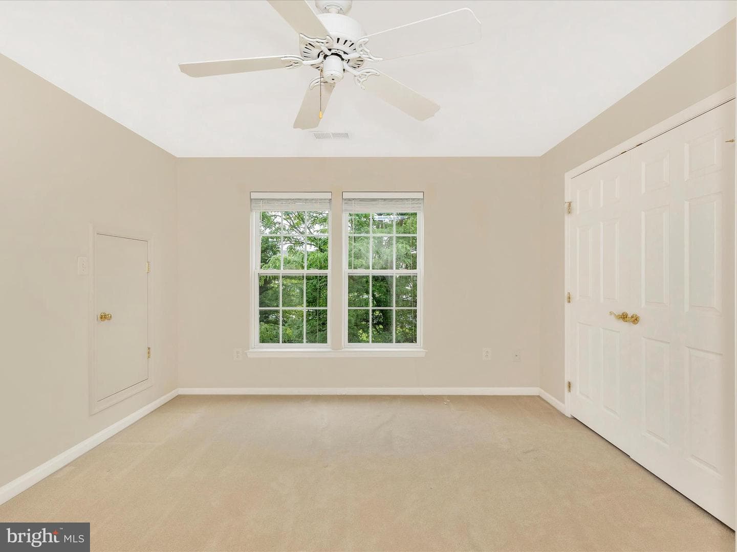 10600 Edwardian Lane photo 35