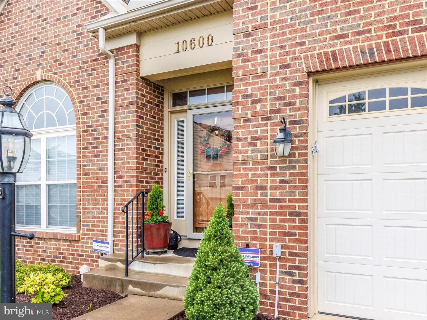 10600 Edwardian Lane photo 45